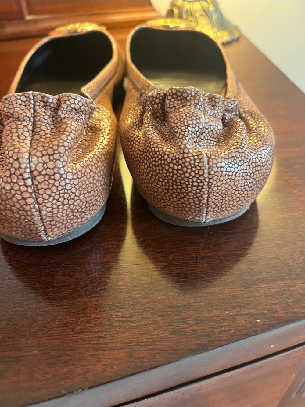 Tory Burch Brown Pebbled Leather Logo Ballet Flats - Picture 5 of 8